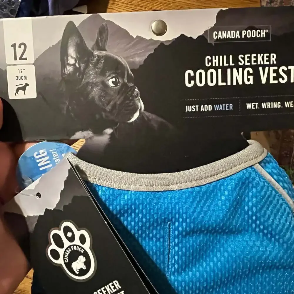 Canada Pooch Chill Seeker Cooling Dog Vest Size 12
